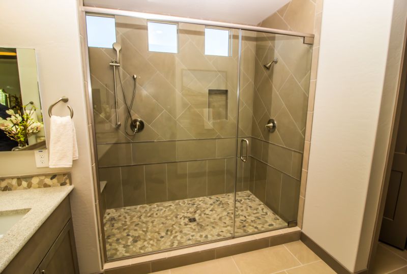 Modern Walk-in Shower Design Ideas 4